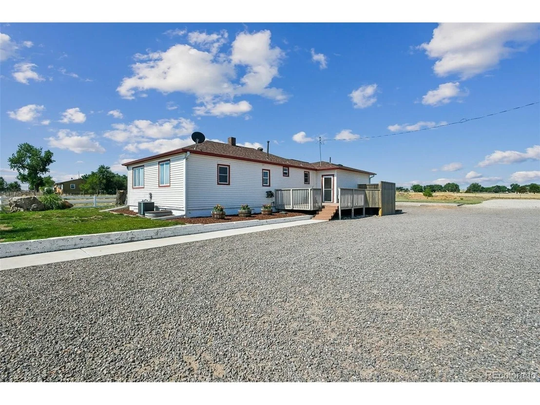 Photo of 5523 County Road 37