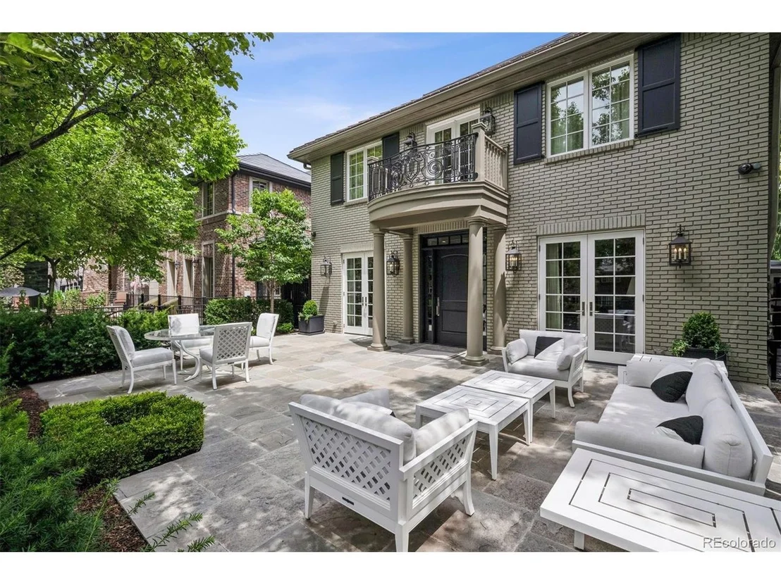Photo of 450 Steele St