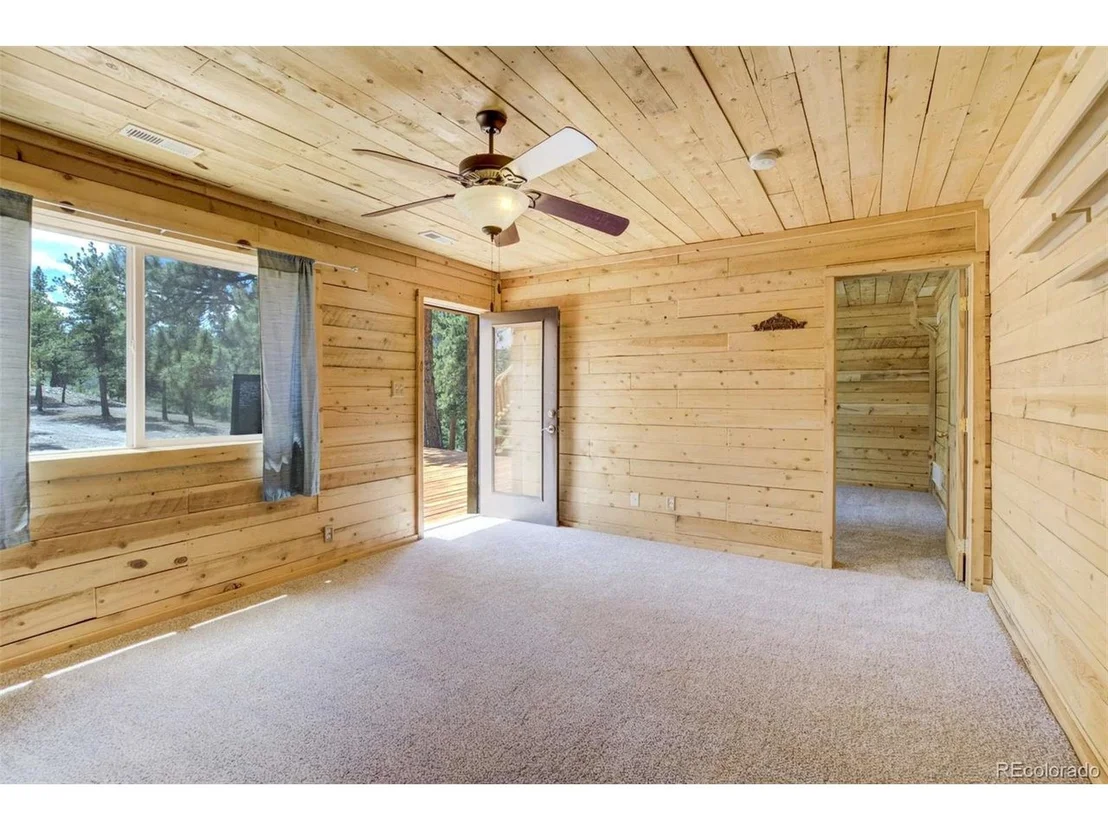 Photo of 70 Elk Cir