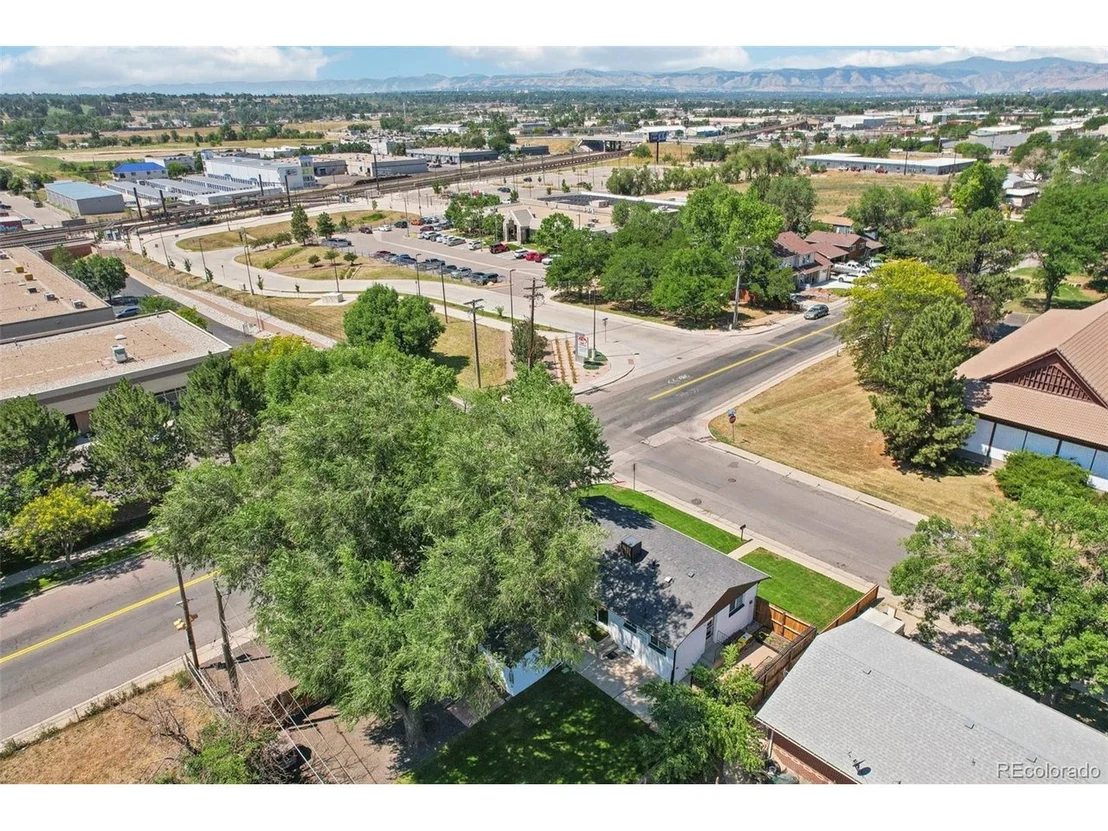 Photo of 6000 Wolff St