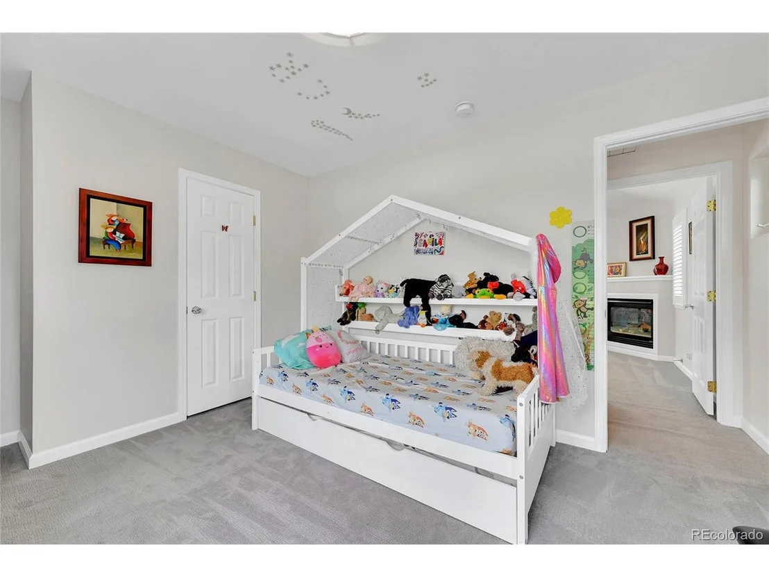 Photo of 845 Jasmine St