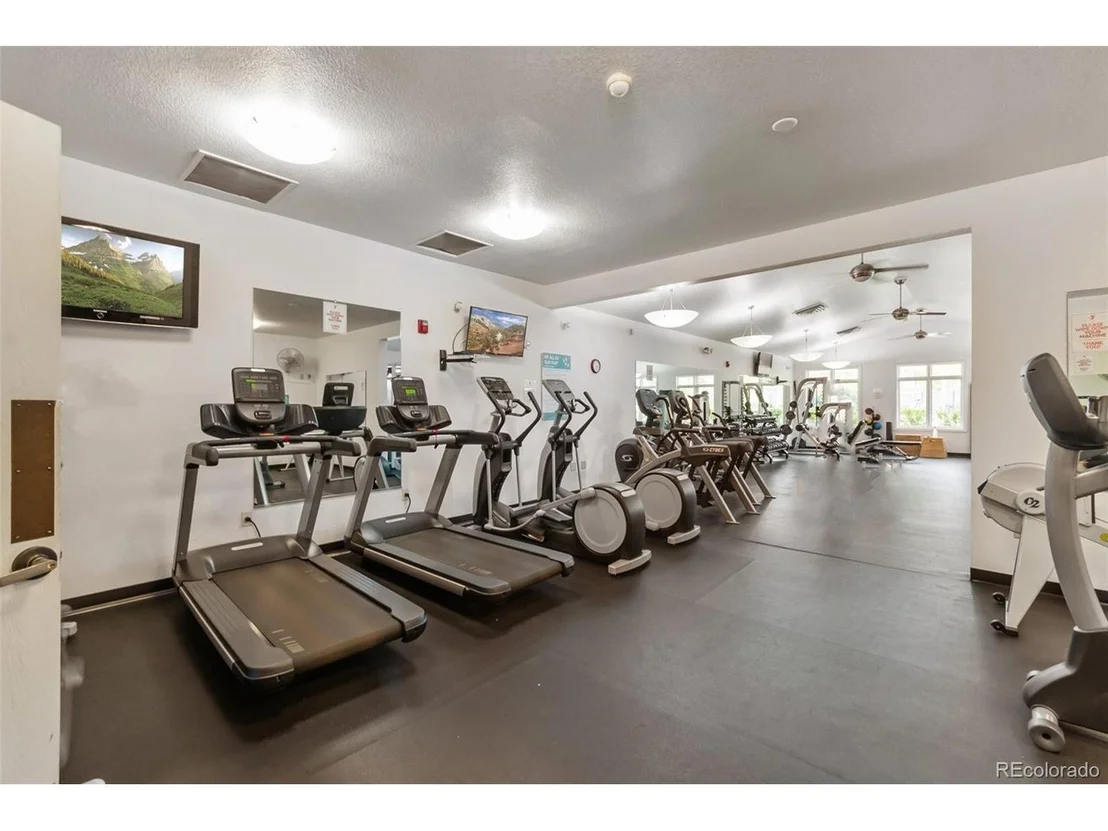 Photo of 8645 Gladiola Cir
