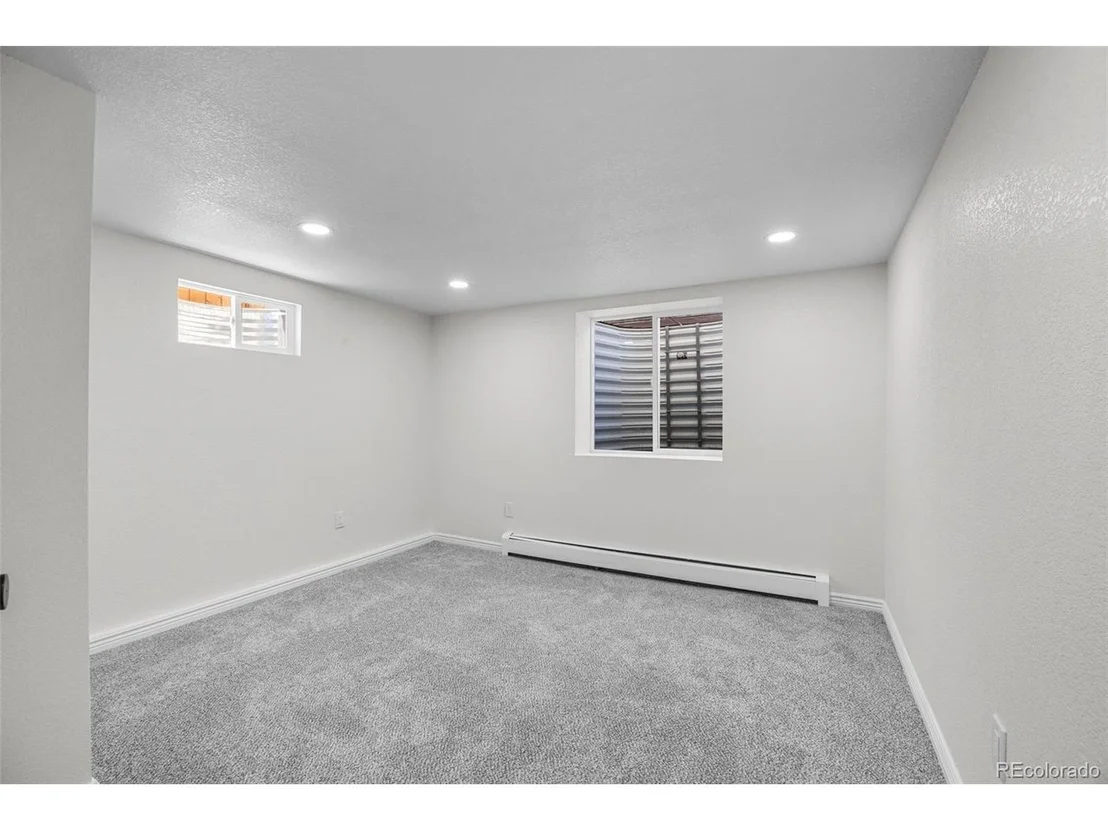 Photo of 6411 Marshall