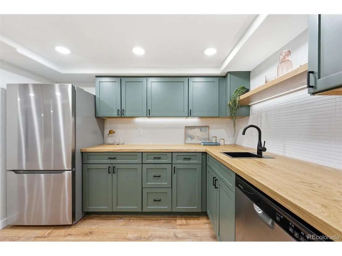 Photo of 3410 Ash Ave