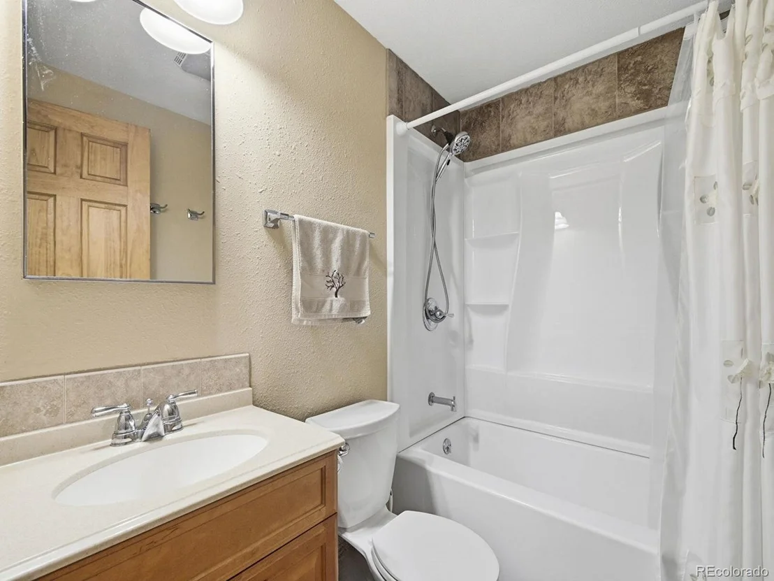 Photo of 399 Conifer Dr