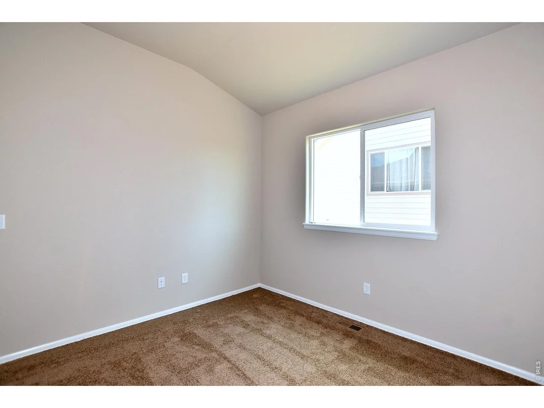 Photo of 524 86th Ave