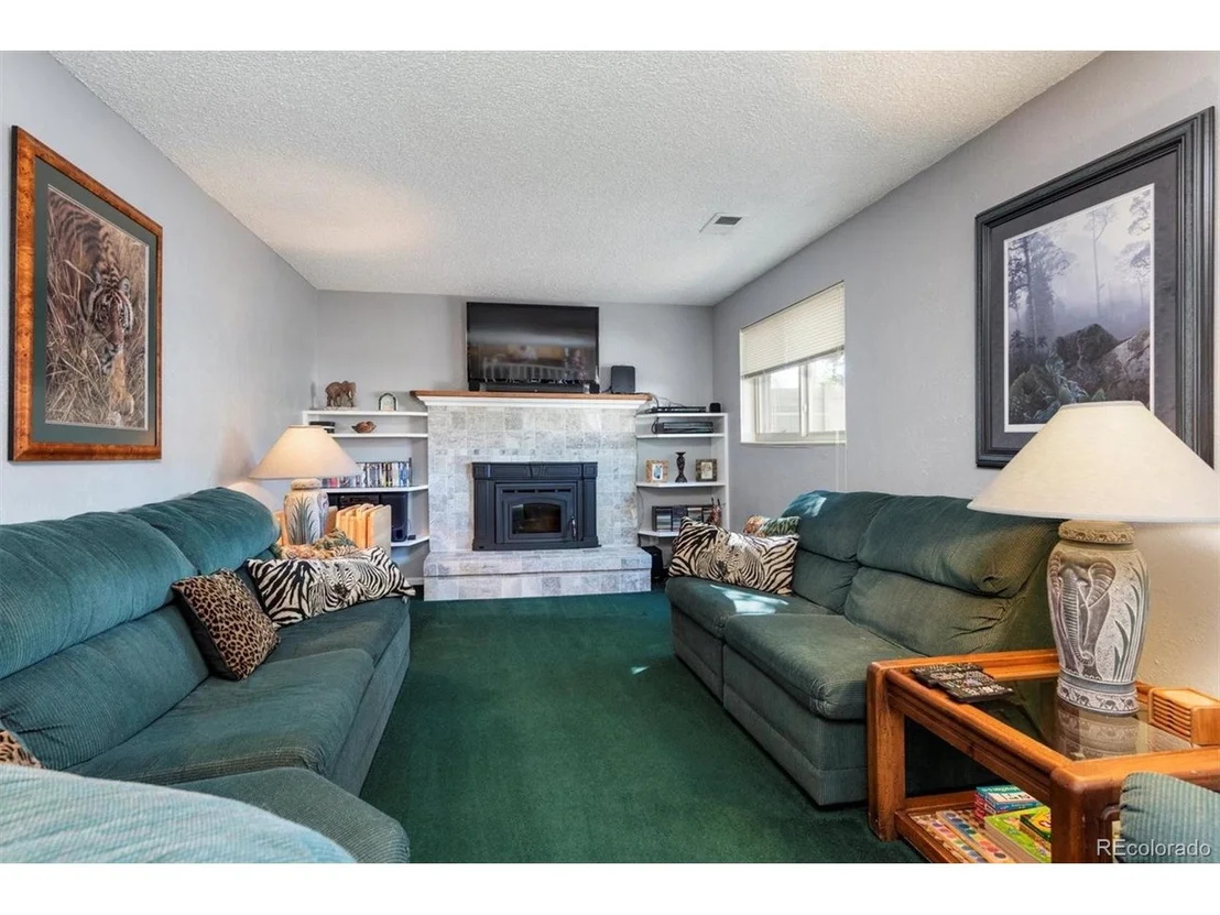 Photo of 10951 Kendall Dr