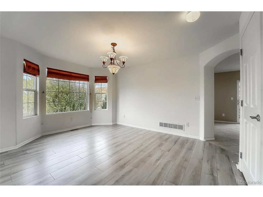 Photo of 2073 Mountain Iris Dr