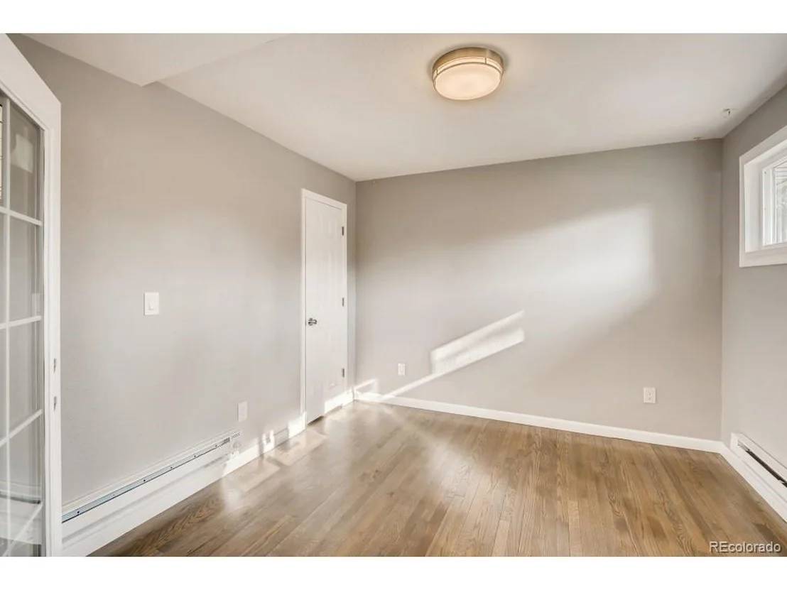 Photo of 725 Lansing St