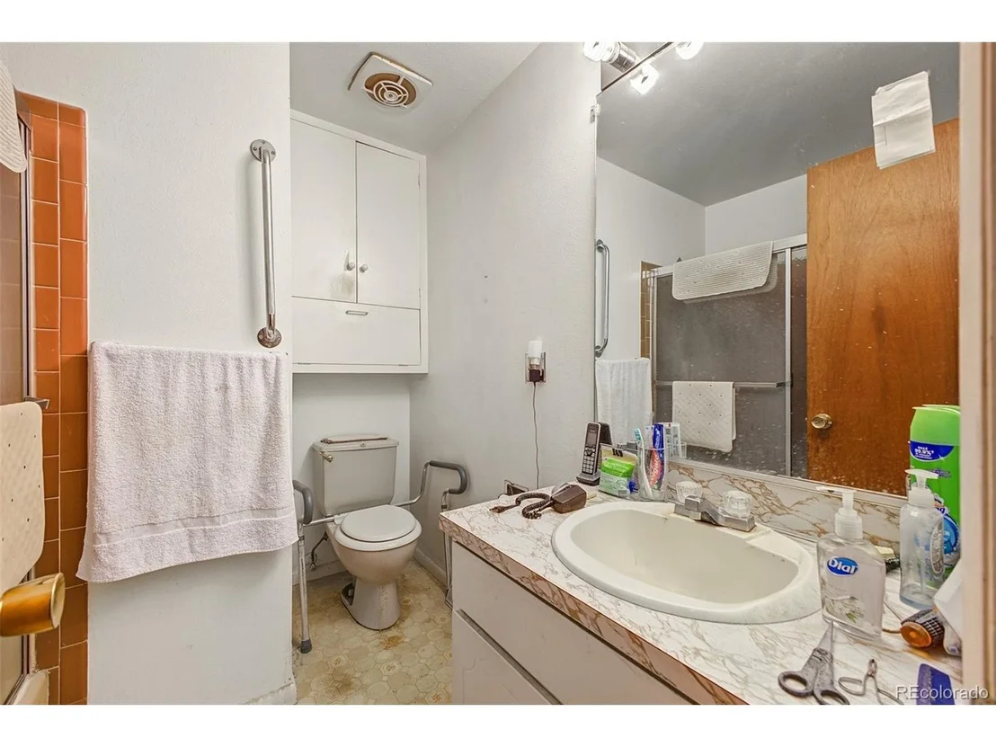 Photo of 8111 Chase Dr