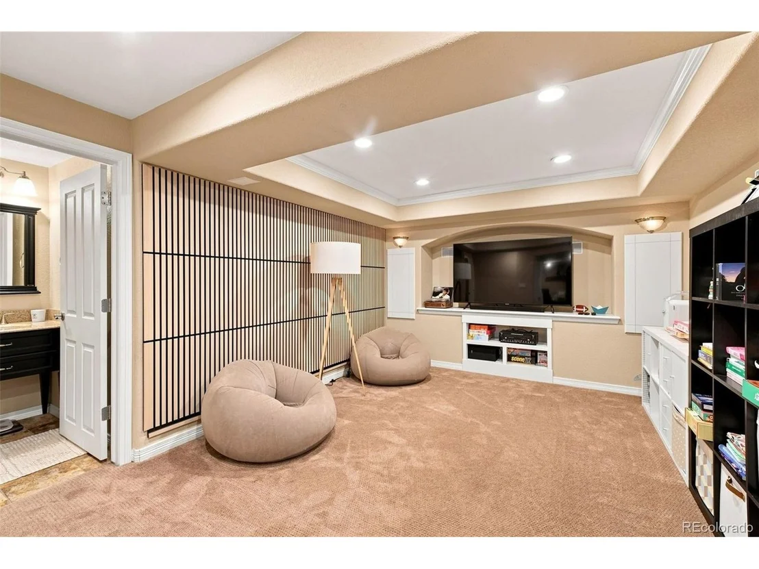 Photo of 10670 Singleleaf Ct