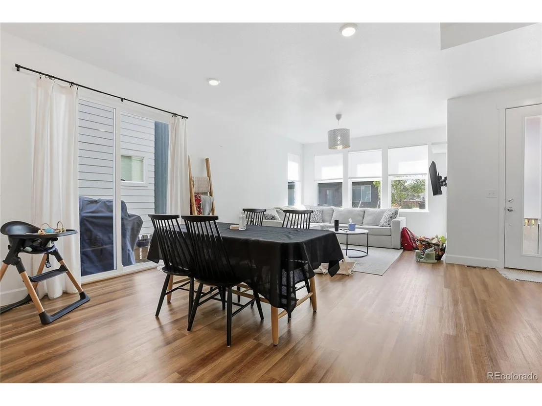 Photo of 5727 Van Gordon Way