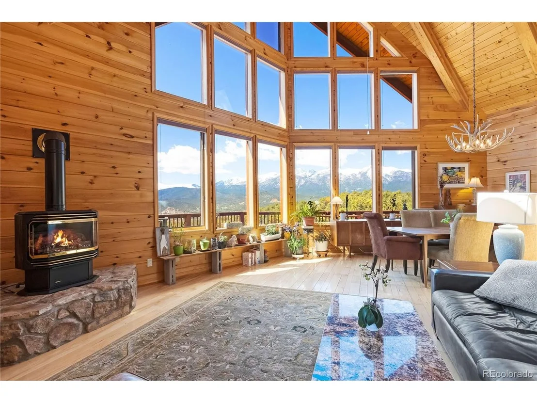 Photo of 1135 Ogden Loop
