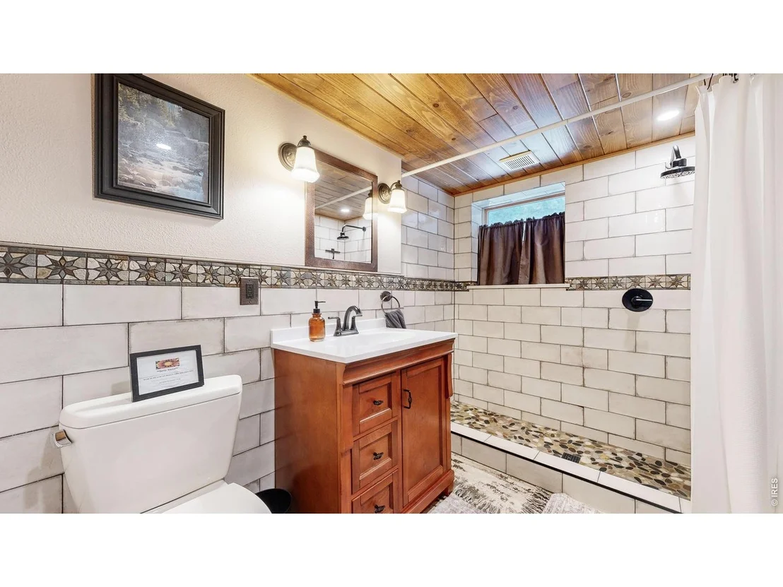 Photo of 14142 N Saint Vrain Dr