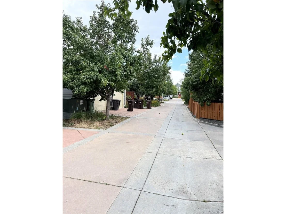 Photo of Unit 9 at 4606 16th St