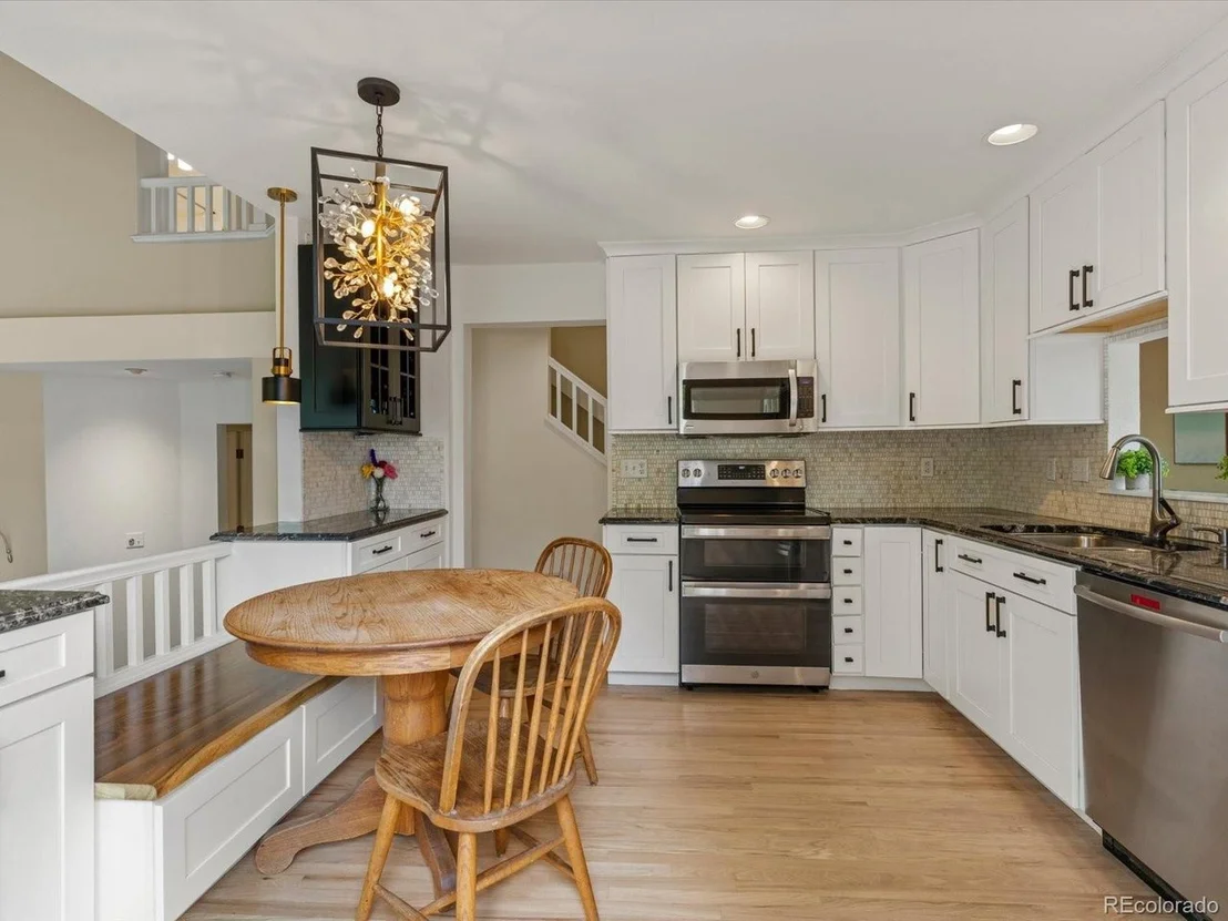 Photo of 4578 Maple Ct
