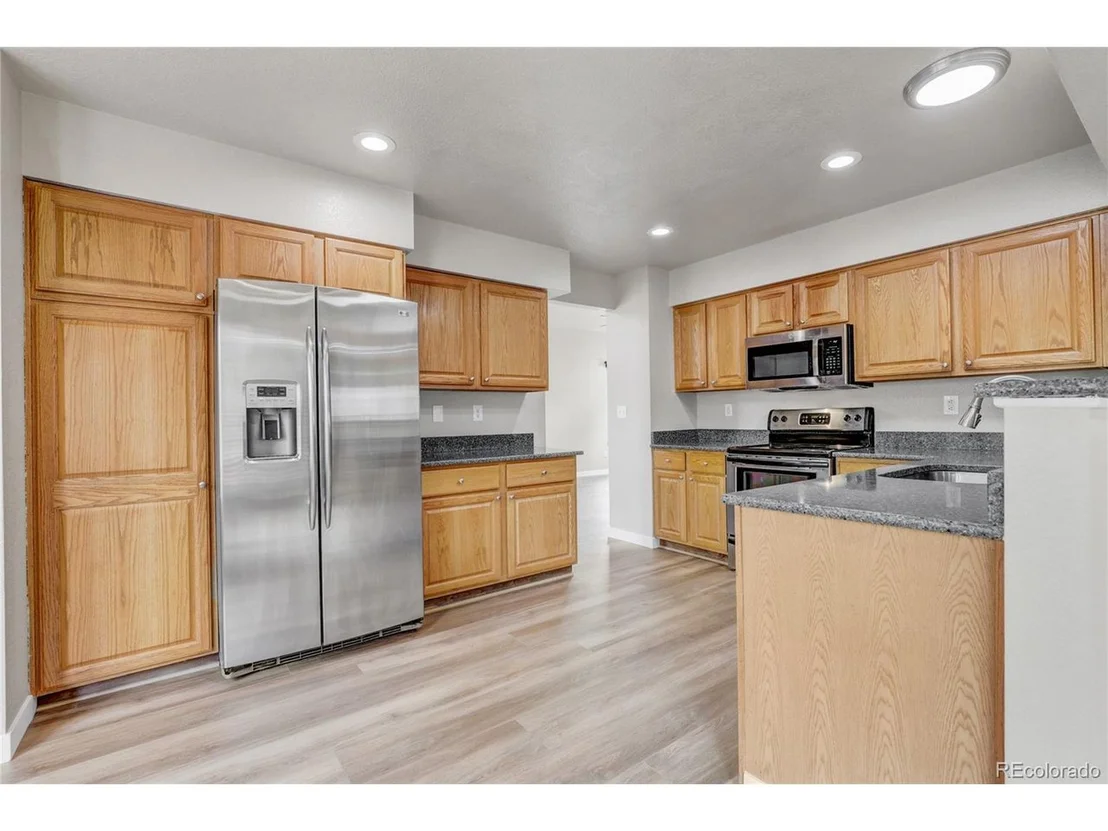 Photo of 6735 W 97th Cir