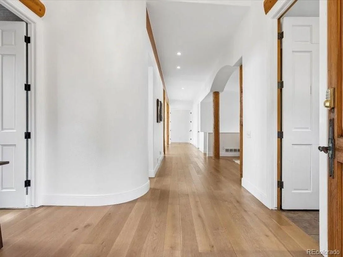 Photo of 21946 Panorama Dr