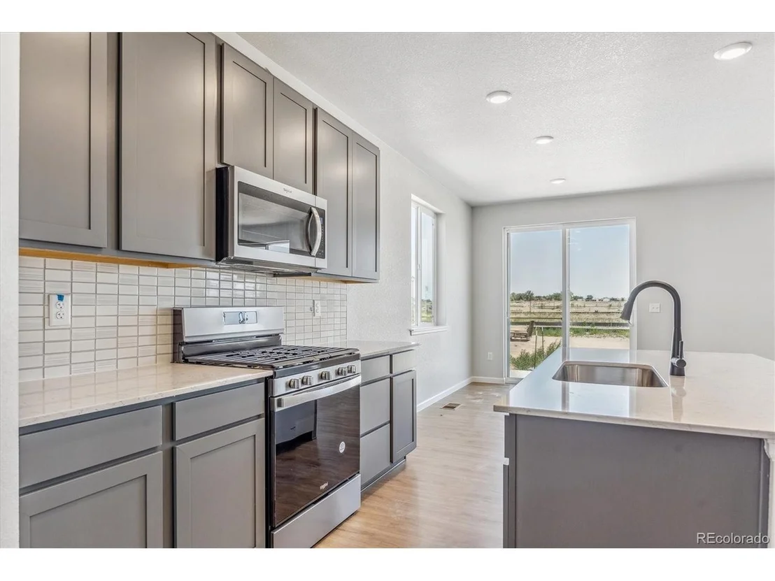 Photo of 2119 Summit Pl