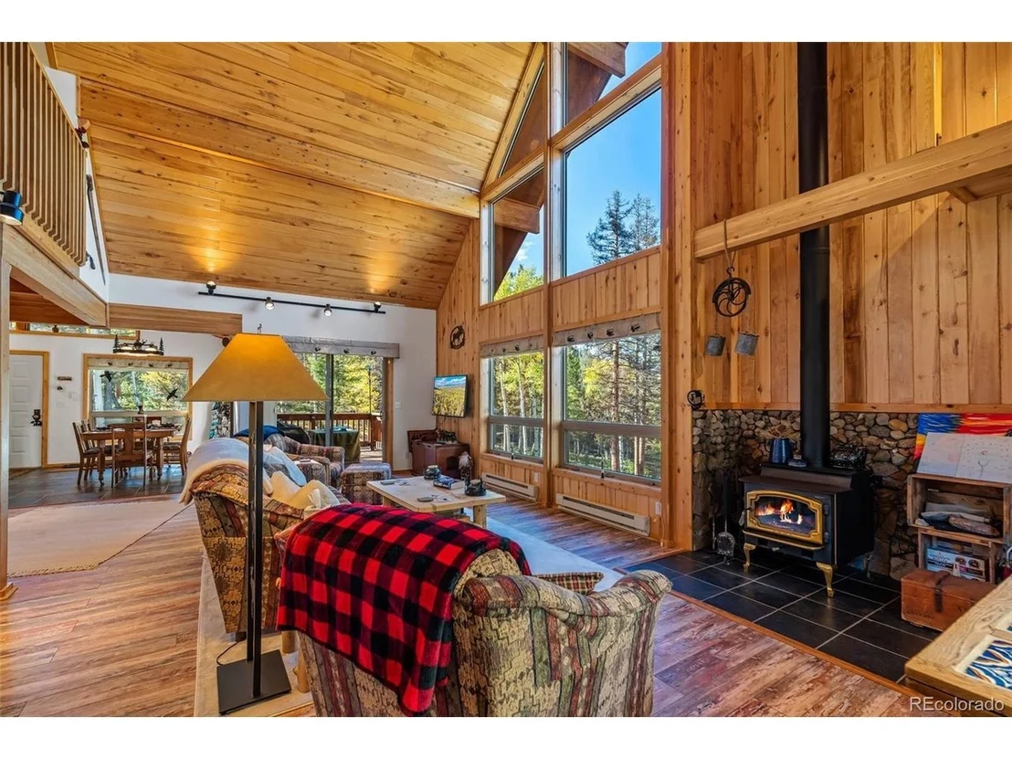 Photo of 913 Longbow Dr