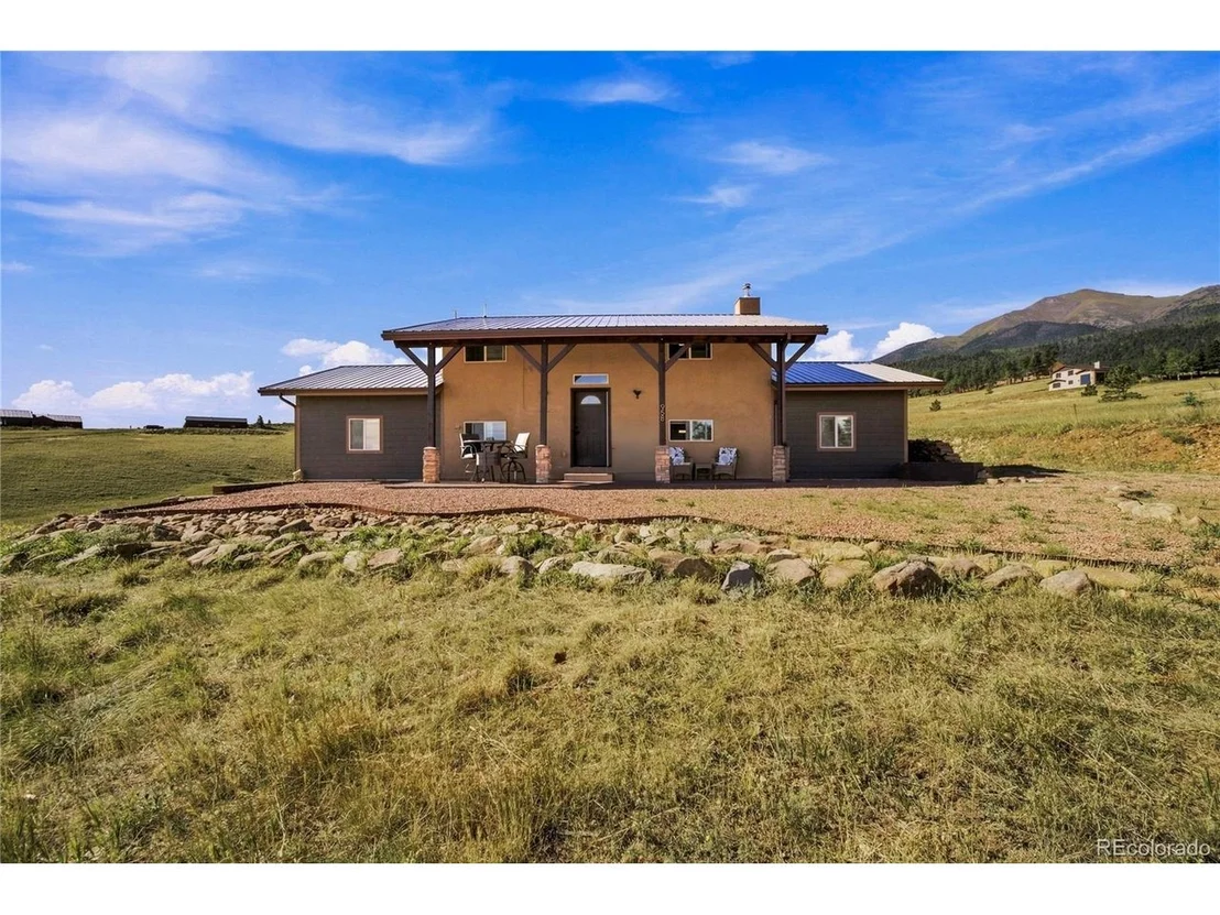 Photo of 958 Chalice Dr