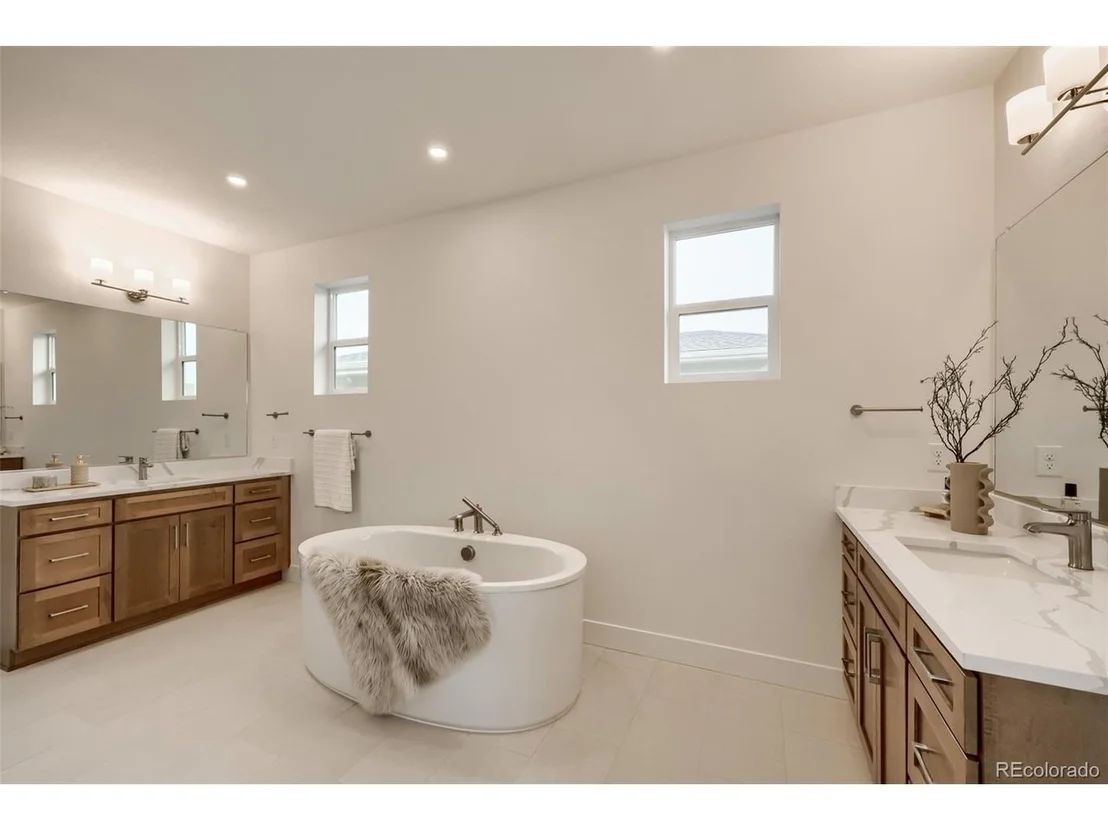 Photo of 830 Dunlap Rd