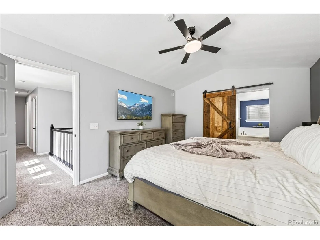 Photo of 9924 Silver Maple Way