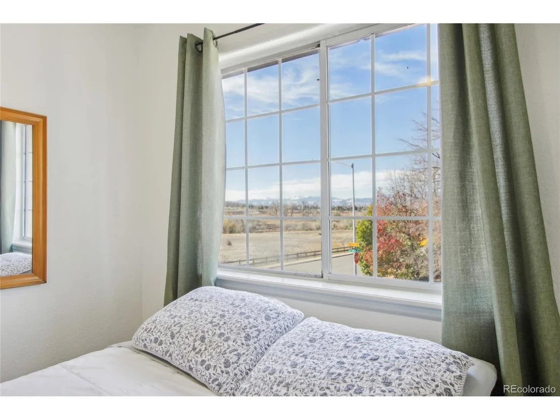 Photo of 10000 Ames St
