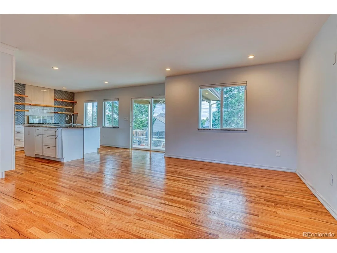 Photo of 6812 Blue Jay Dr