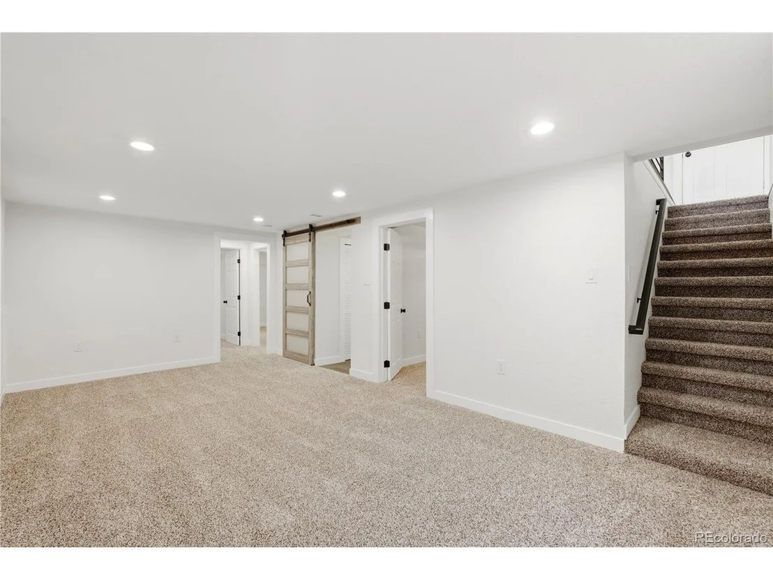 Photo of 5590 Clear Creek Dr