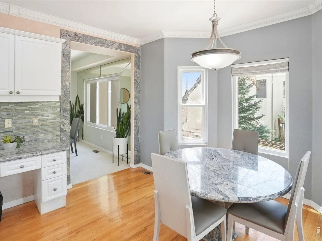 Photo of 445 Edison Pl