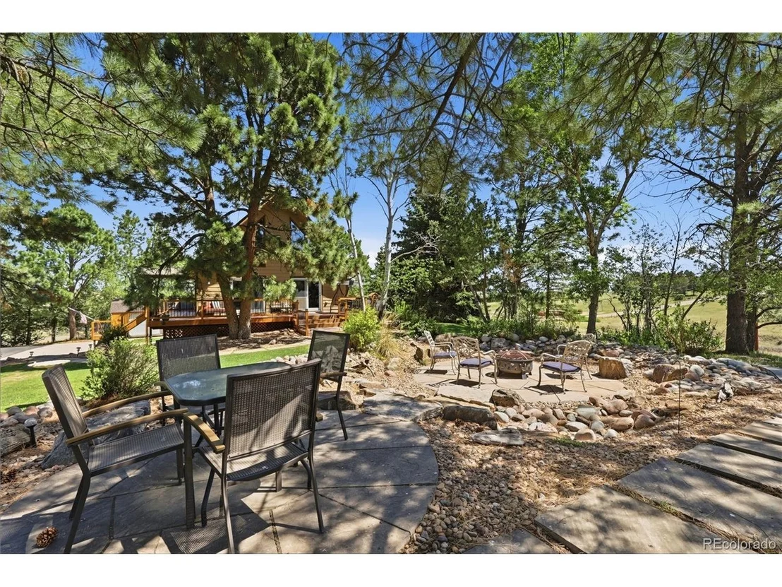 Photo of 607 Meadow Station Cir