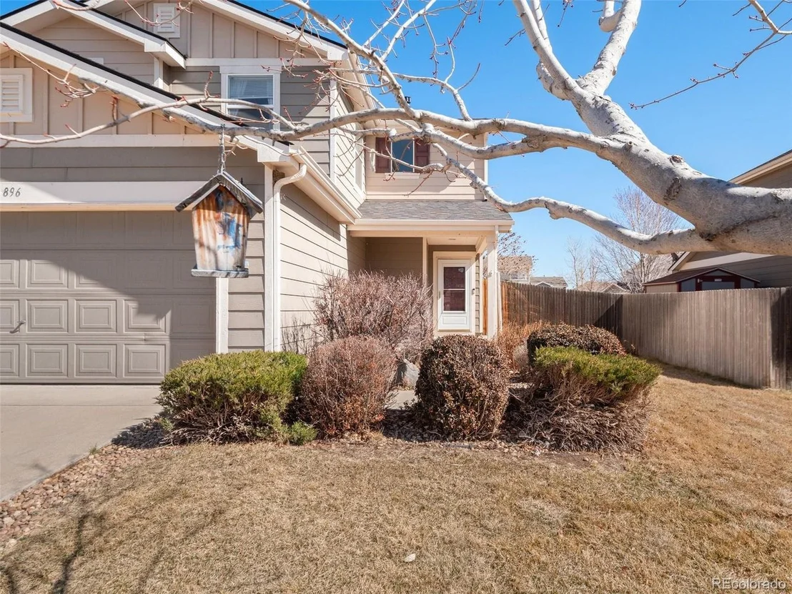 Photo of 896 Willow Dr