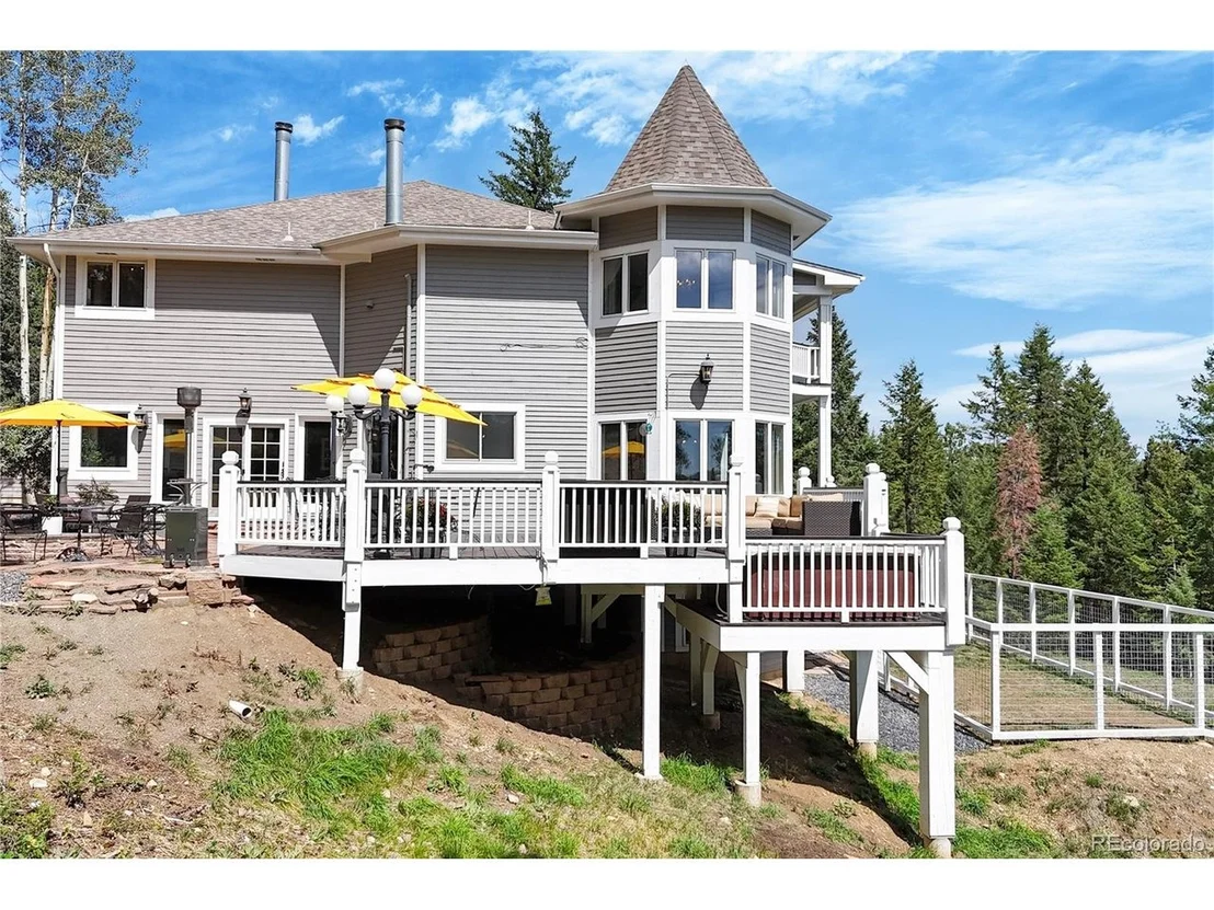 Photo of 7692 Surrey Dr
