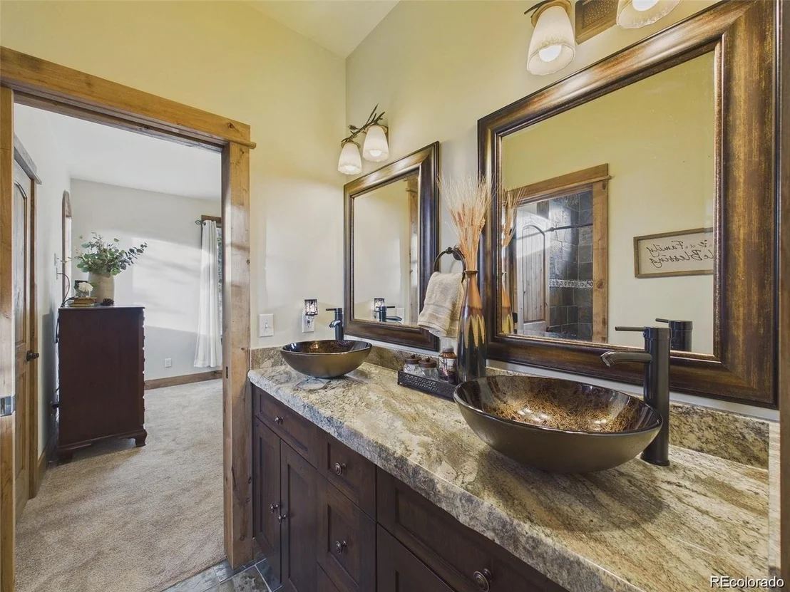 Photo of 350 Foxtail Dr