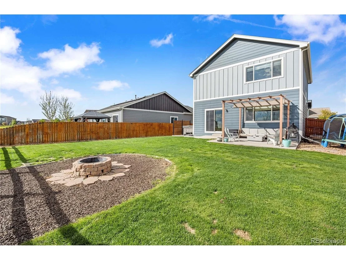 Photo of 1184 Sunrise Cir