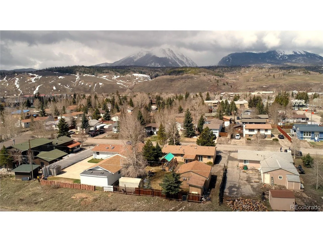 Photo of 452 Cascade Cir