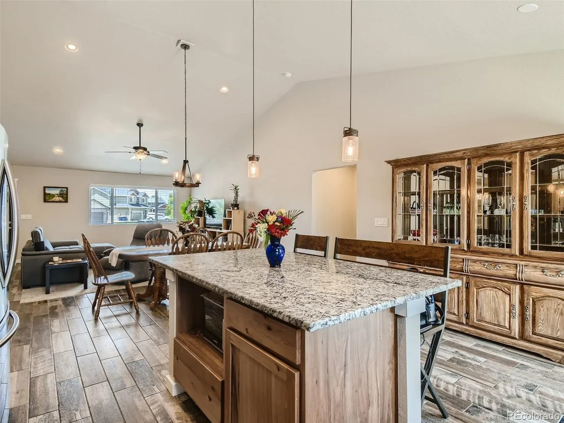 Photo of 416 Clover Ct