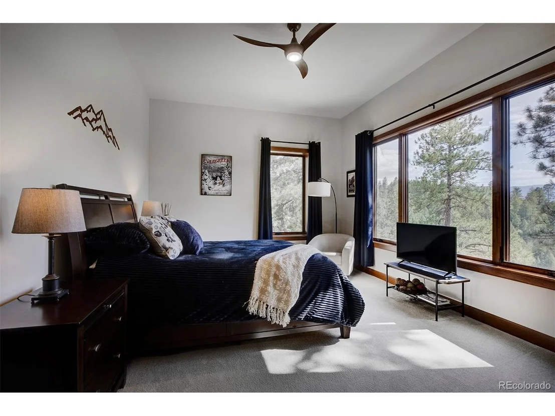 Photo of 4331 Hilltop Rd