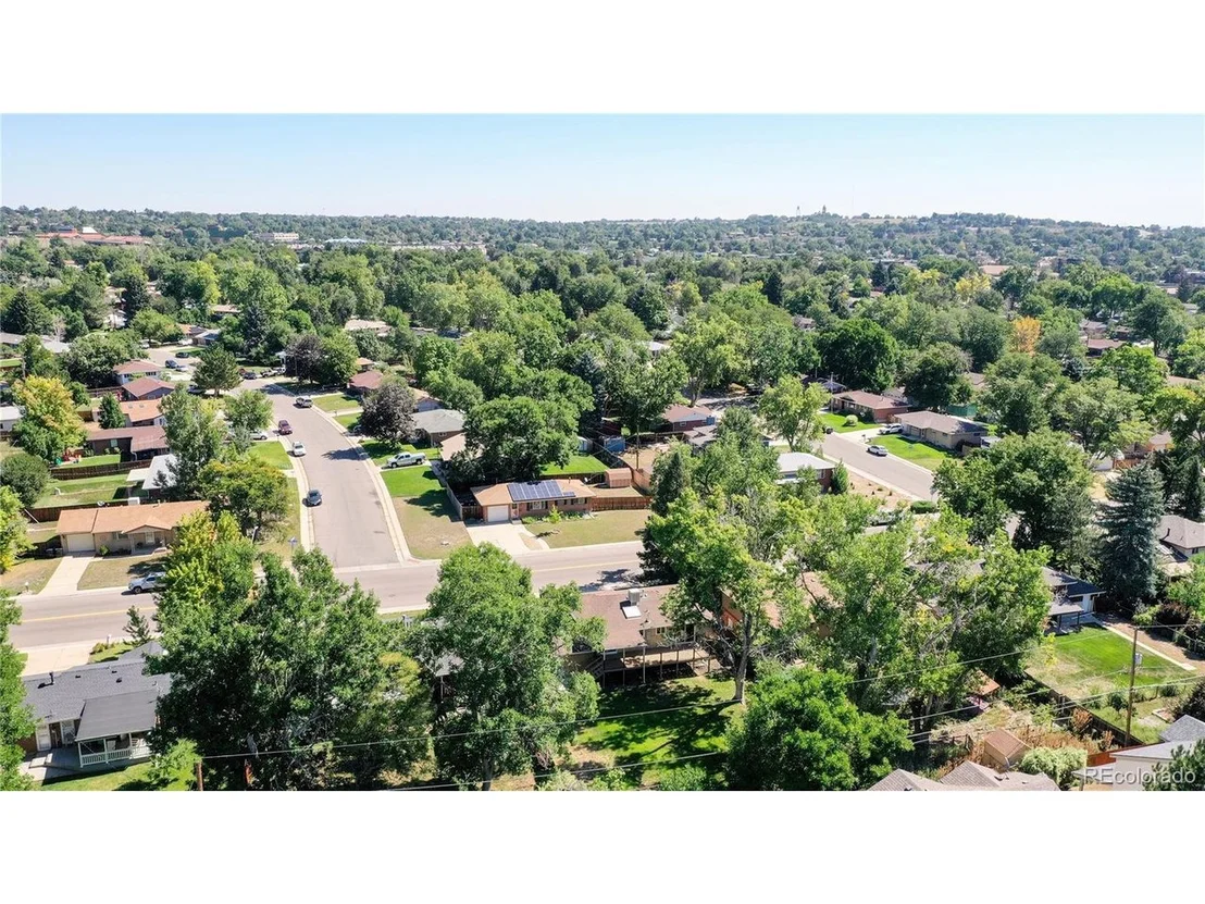 Photo of 8239 Chase Dr
