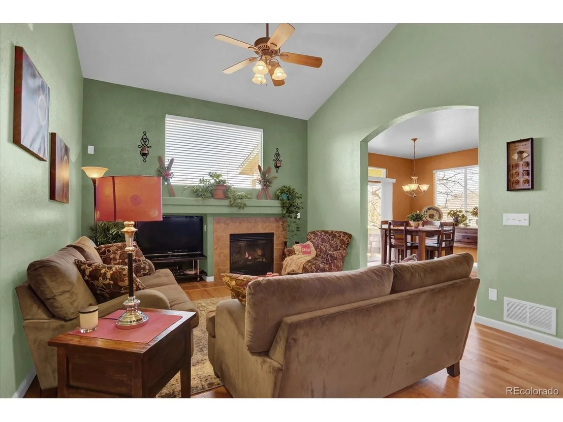 Photo of 8419 Devinney Ct