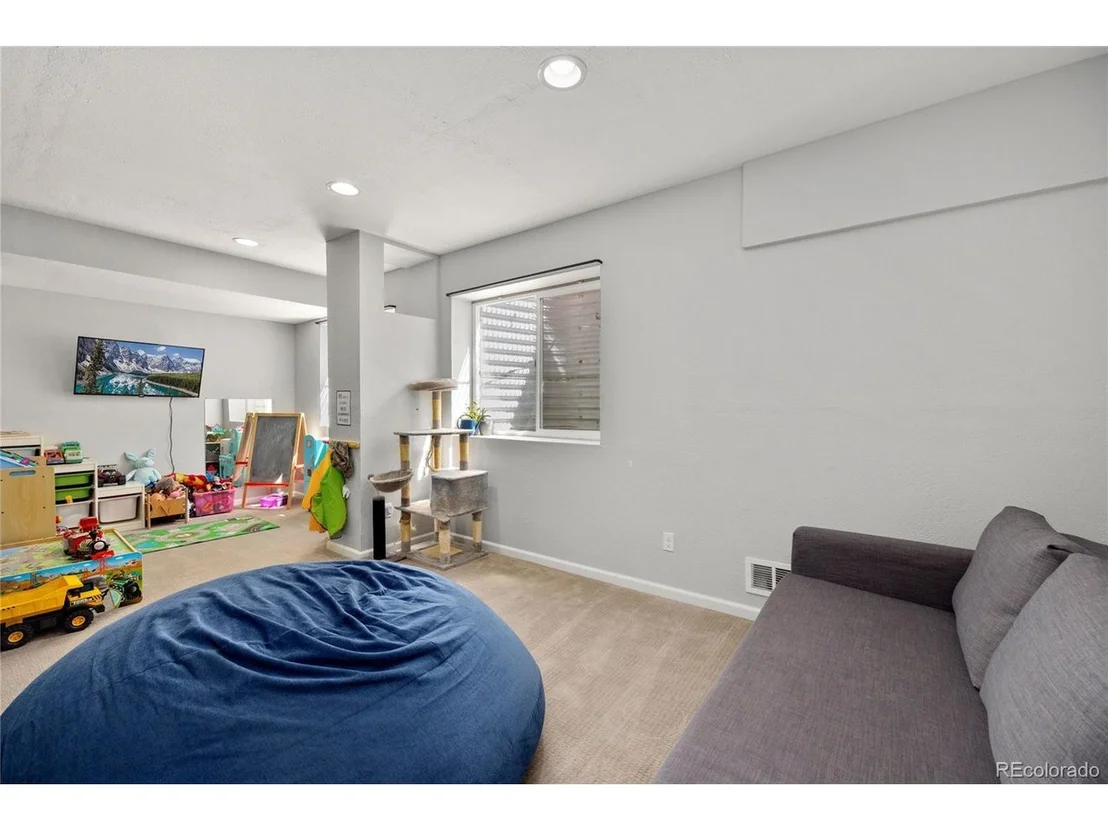 Photo of 4752 Haystack Ln