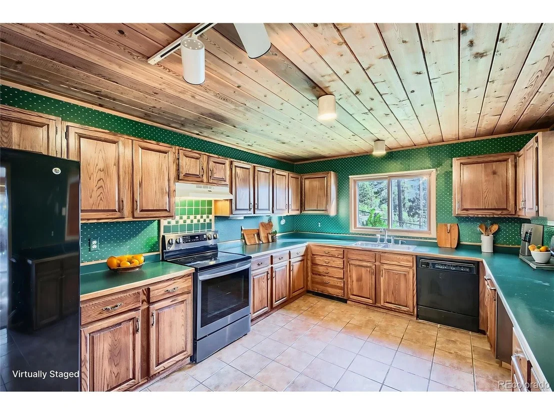 Photo of 134 Hideaway Ct