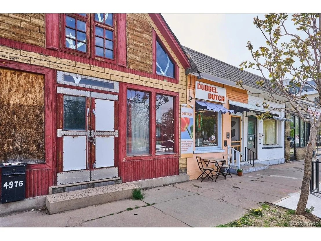 Photo of 4827 Lowell Blvd