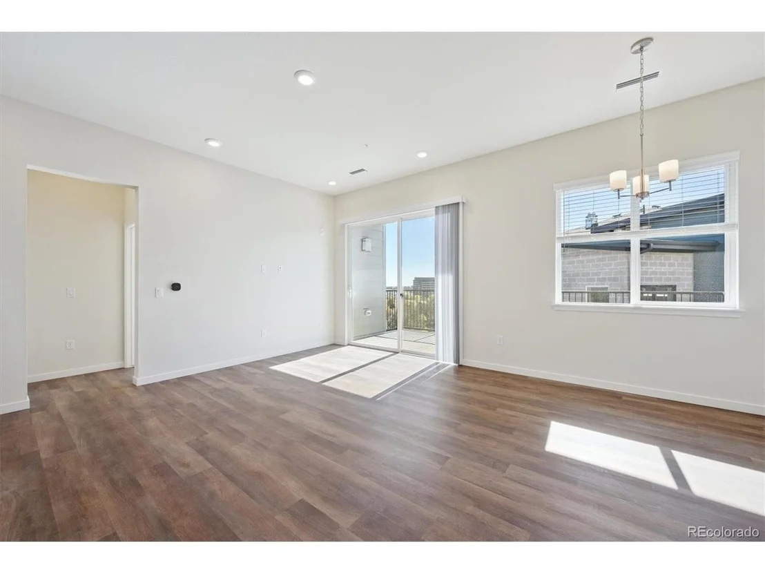 Photo of Unit 2406 at 485 Interlocken Blvd