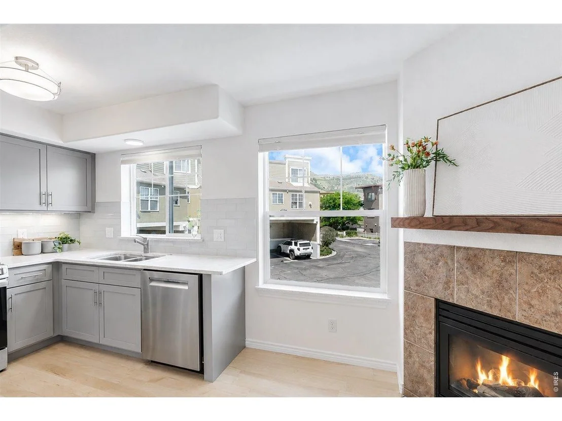 Photo of Unit E at 801 Chinle Ave