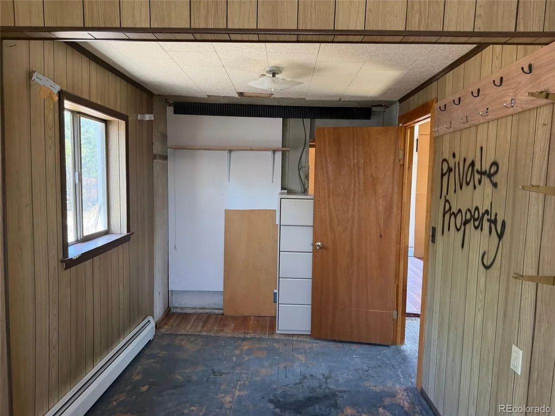 Photo of 2840 W 65th Pl