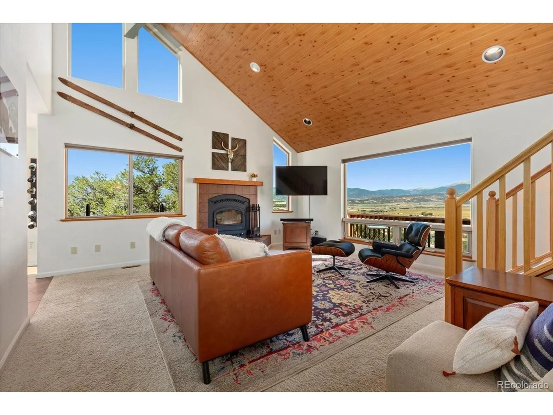 Photo of 10010 Sioux Cir