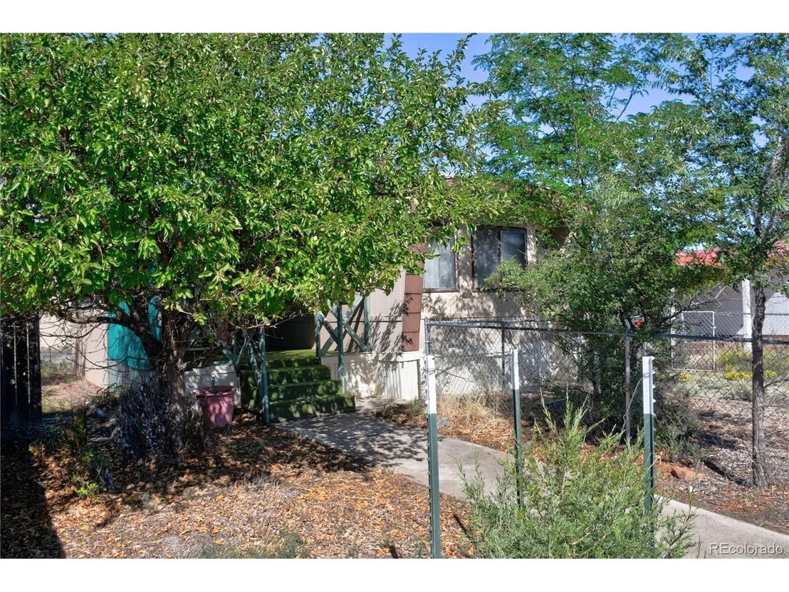 Photo of 622 Walnut St