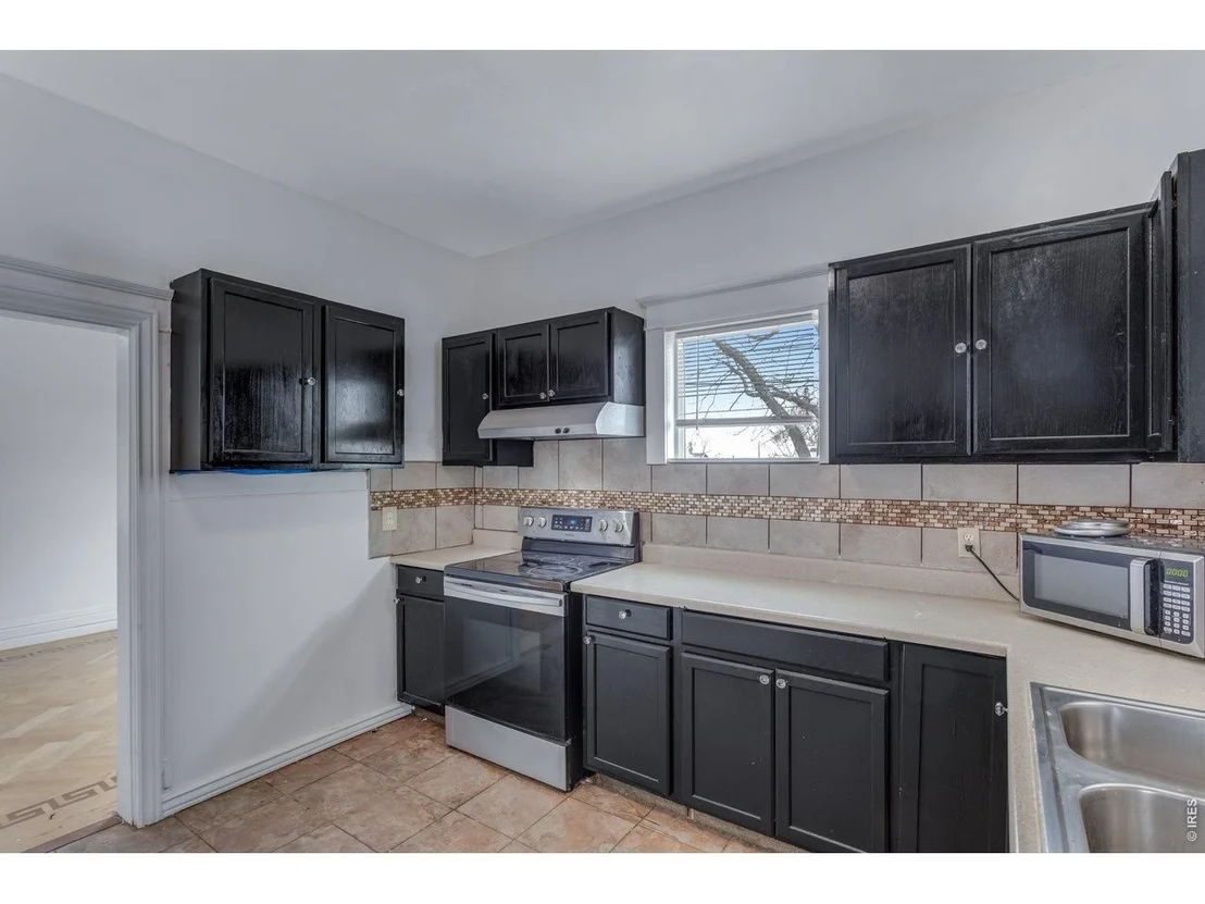 Photo of 403 9th Ave